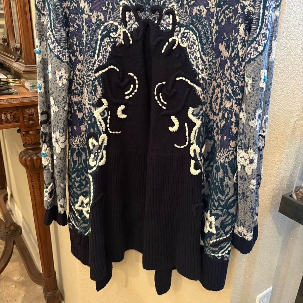 Anthropologie HWR Monogram Emmia Blue Hand-Stitched Embroidered Open Cardigan-S - Picture 4 of 7